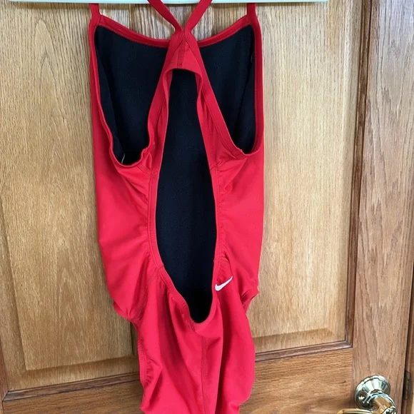 Nike Lifeguard Swimsuit - Picture 3 of 5